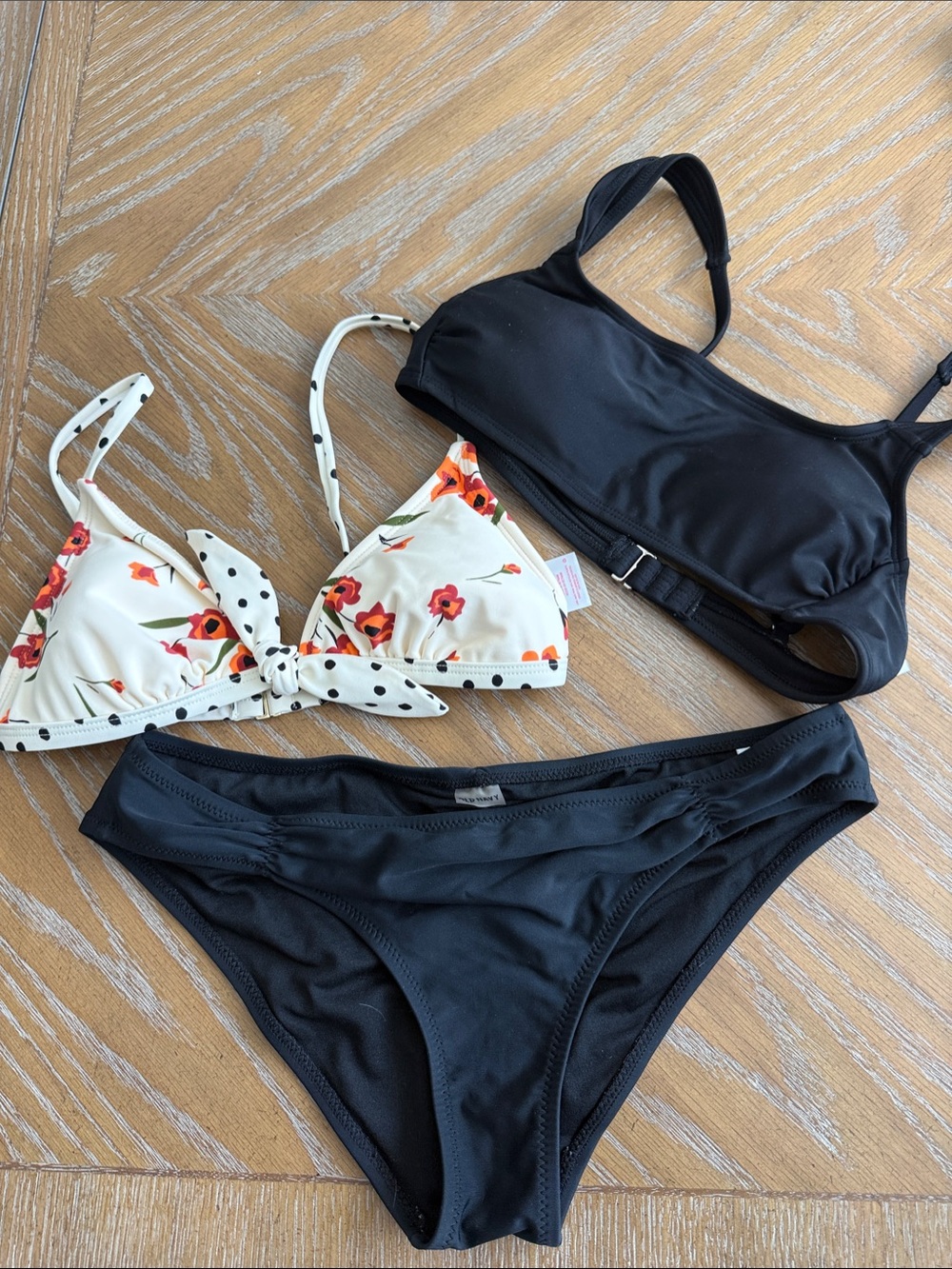 Xhilaration Black & White Floral Polka Dot Women’s Bikini Set